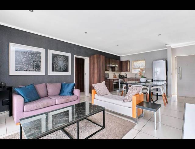 2 BEDROOM APARTMENT FOR SALE IN SANDOWN